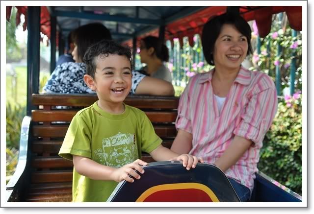 ปุณไปเที่ยวดรีมเวิล์ดครับ