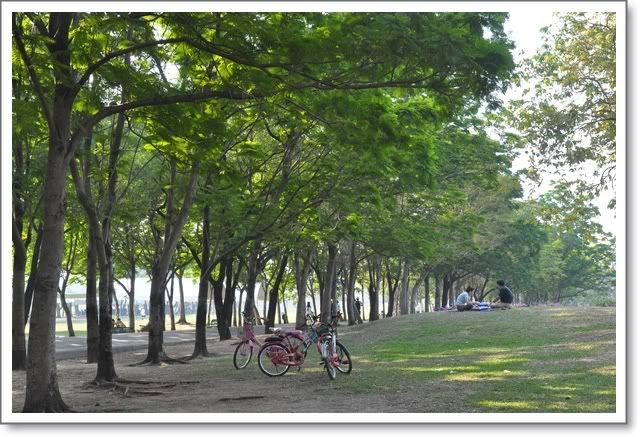 ปุณไปสวนรถไฟกับเพื่อนๆครับ พุทธมณฑล