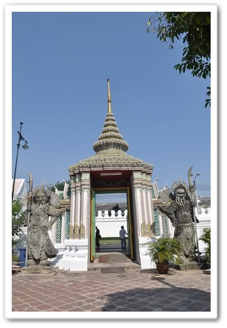 ลูกปุณไปดูนกนางนวลที่บางปูครับ