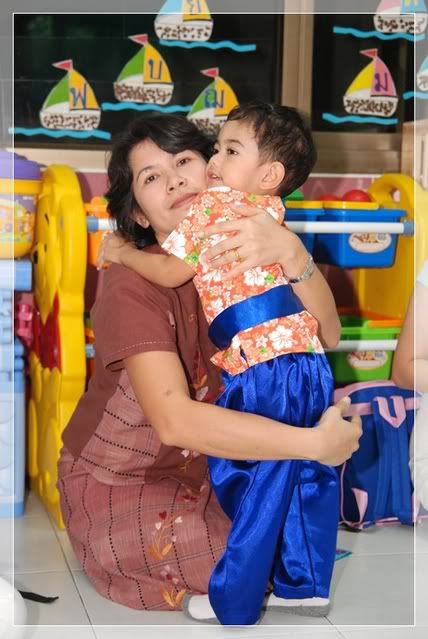 งานวันแม่ที่ รงเรียนของลูกครับ