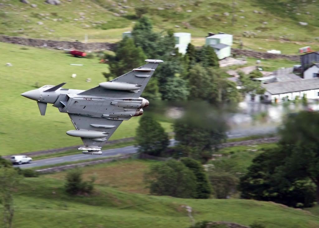 IMAGE: http://i117.photobucket.com/albums/o58/john_e_photos/IMG_1221copy.jpg