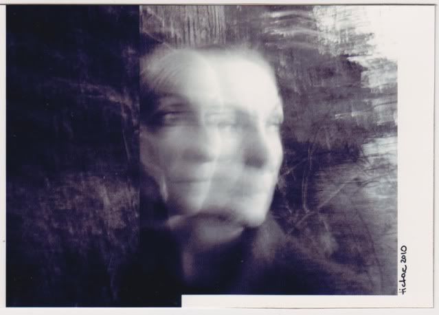 toMailarta.SelfPortraitCall2010