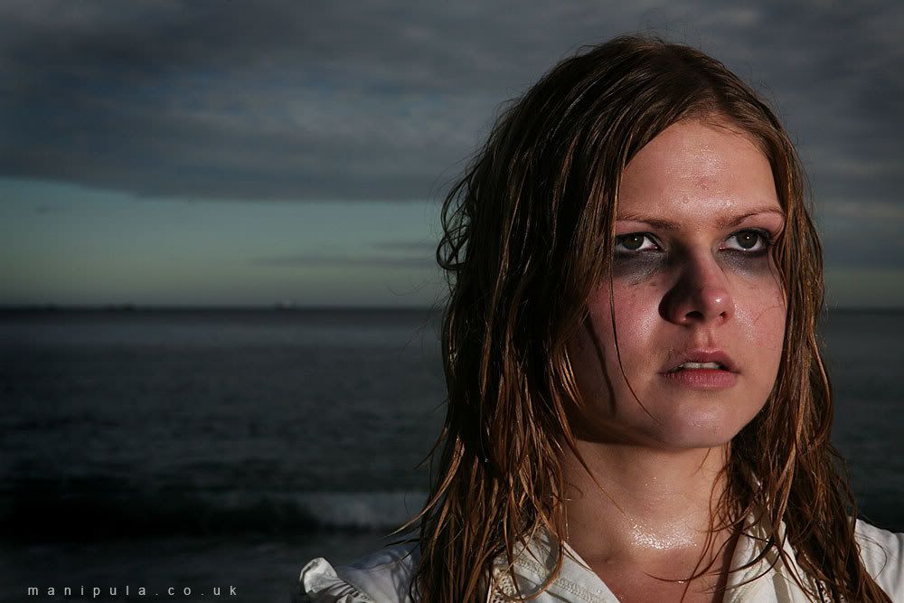 IMAGE: http://i117.photobucket.com/albums/o71/manipula/For%20POTN/IMG_1937.jpg