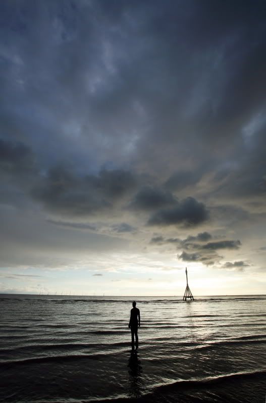 IMAGE: http://i117.photobucket.com/albums/o71/manipula/Holiday/Crosby_0012.jpg