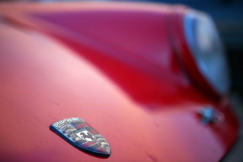 IMAGE: http://i117.photobucket.com/albums/o71/manipula/Ring%20Trip%2007/EuroTrip_0044.jpg