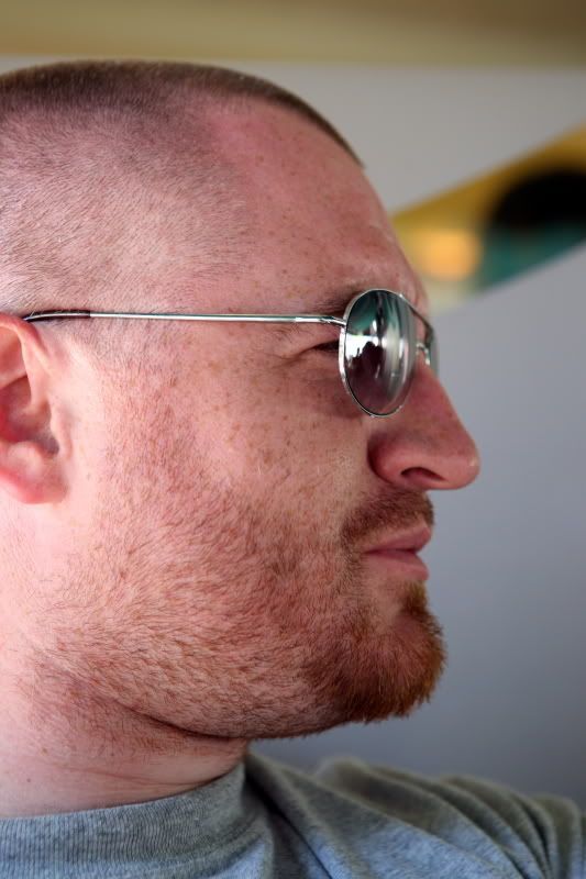 IMAGE: http://i117.photobucket.com/albums/o71/manipula/Ring%20Trip%2007/EuroTrip_0056.jpg