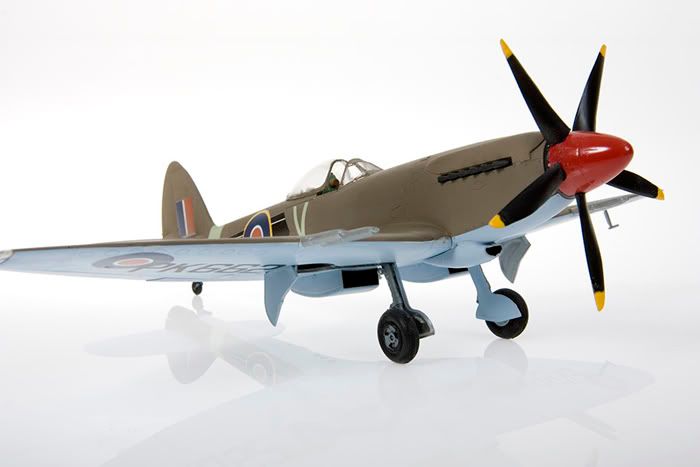 airfix-mk-22-148-spitfire-4.jpg