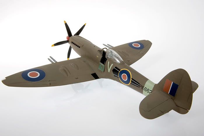 airfix-mk-22-148-spitfire-5.jpg